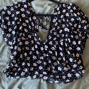 Black & White Floral Forever 21 Crop Top